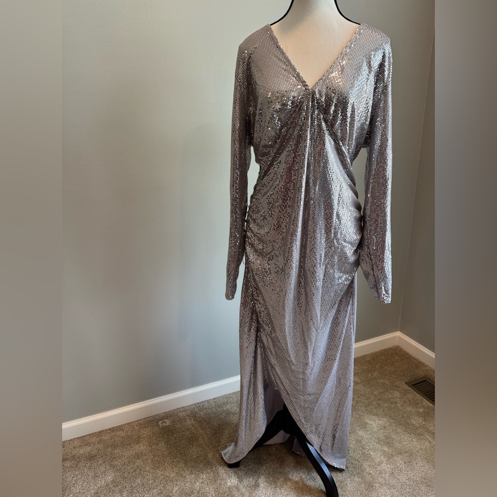 VENUS Shimmering Silver Sequin Evening Dress, size XL